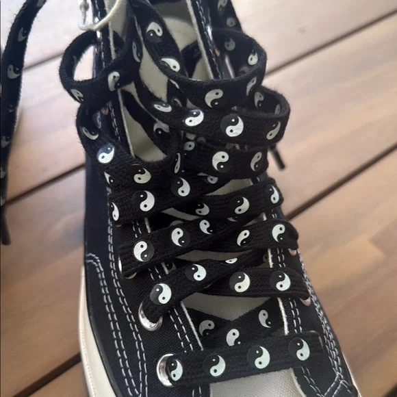 Chuck 70 All Star Yin-Yang - GLOW IN THE DARK (Unisex M8/W10) - Picture 4 of 9